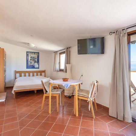 Casa Vista Mare Bosa/Magomadas ภายนอก รูปภาพ
